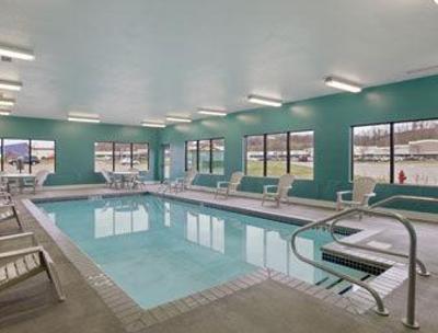 фото отеля Baymont Inn & Suites Eau Claire WI
