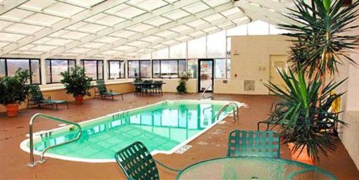 фото отеля GuestHouse International Inn & Suites Grayson