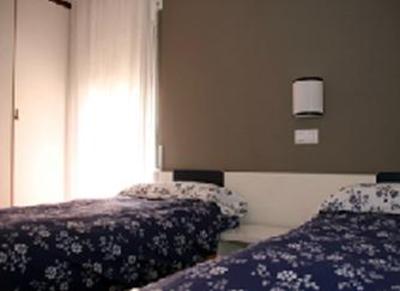 фото отеля Apartamentos Astoria Tarragona