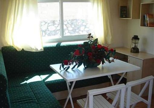 фото отеля Camping Presa de la Viñuela Bungalows