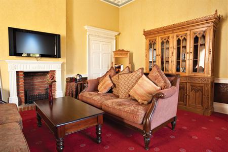 фото отеля BEST WESTERN Walworth Castle Hotel