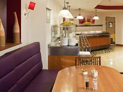 фото отеля Ibis London Excel Docklands