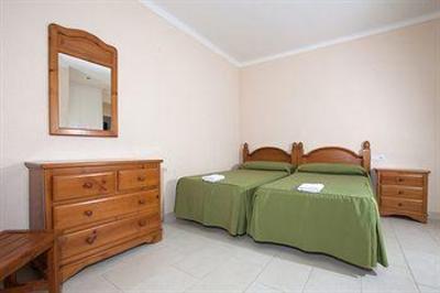 фото отеля Sunway Eco-Budget Apartamentos Jordi Sitges