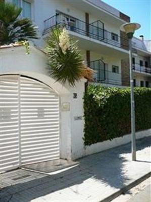 фото отеля Sunway Eco-Budget Apartamentos Jordi Sitges
