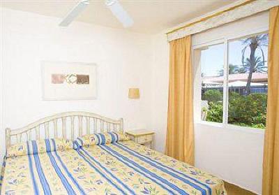 фото отеля Las Palmeras Apartments Menorca