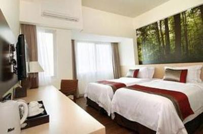 фото отеля Solo Paragon Hotel & Residences