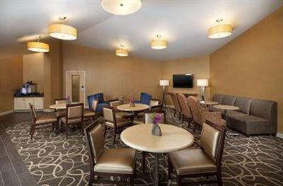 фото отеля Sheraton Sonoma County - Petaluma