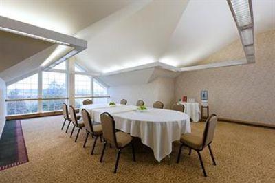 фото отеля Sheraton Sonoma County - Petaluma
