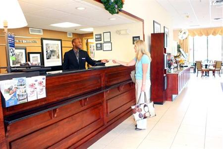 фото отеля Hampton Inn Gainesville