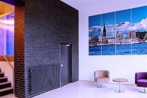 фото отеля Holiday Inn Express Hamburg City Centre
