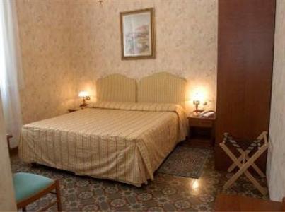 фото отеля Hotel Beatrice