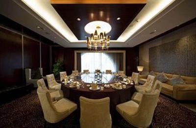 фото отеля Four Points by Sheraton Qingdao Chengyang