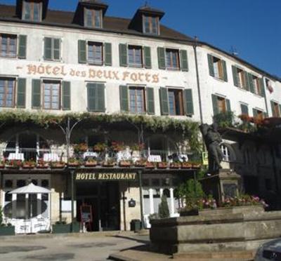 фото отеля Logis Hotel Les Deux Forts