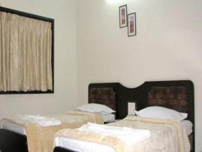 фото отеля Hotel Suhashini Palace