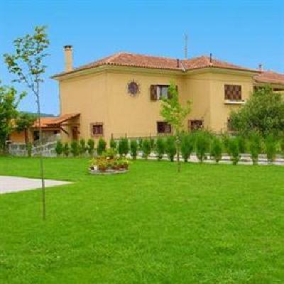 фото отеля Stone Farm Hostel Felgueiras