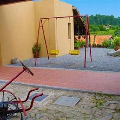 фото отеля Stone Farm Hostel Felgueiras