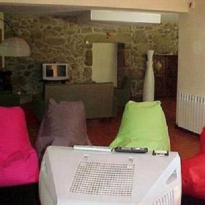фото отеля Stone Farm Hostel Felgueiras