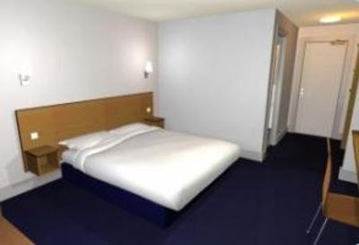 фото отеля Travelodge Burton A38 Southbound