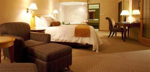 фото отеля Ramada Hotel Downtown Prince George