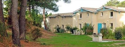 фото отеля Madame Vacances Residence Le Domaine du Phare Le Verdon Sur Mer