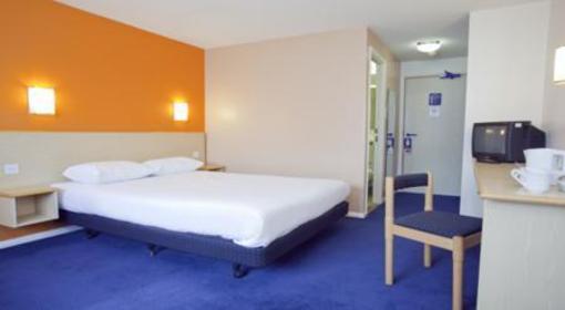 фото отеля Travelodge Colchester Feering