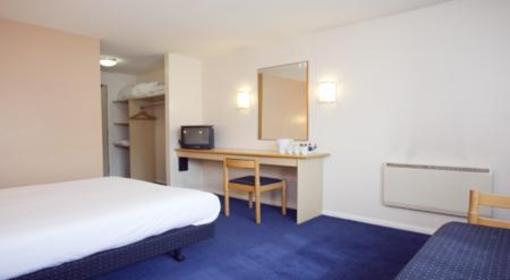 фото отеля Travelodge Colchester Feering