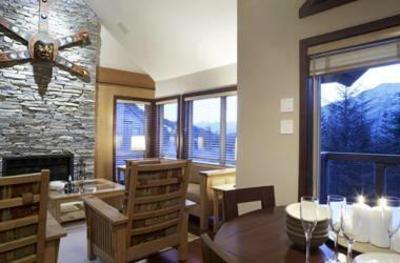 фото отеля Platinum Whistler