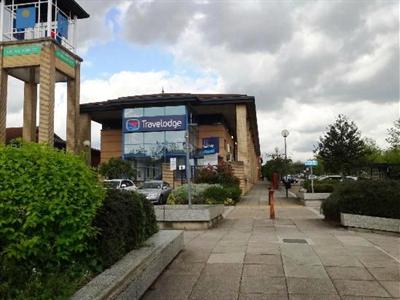 фото отеля Travelodge Hotel Central Milton Keynes