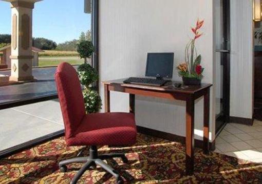 фото отеля Quality Inn Reidsville