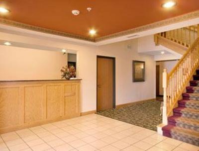 фото отеля Super 8 Motel Cloverdale (Indiana)