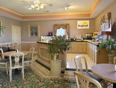 фото отеля Days Inn & Suites Osceola