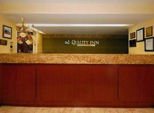 фото отеля Quality Inn Brookfield
