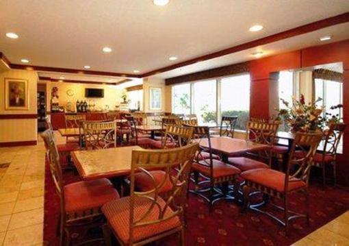 фото отеля Quality Inn Brookfield
