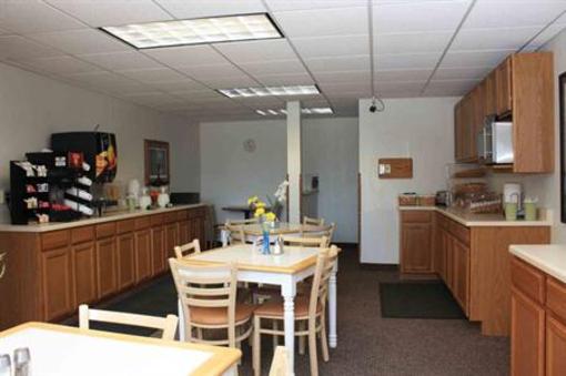 фото отеля Best Western Lee's Motor Inn