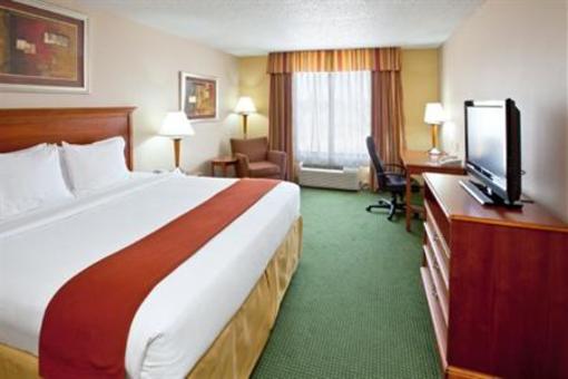 фото отеля Holiday Inn Express Valparaiso