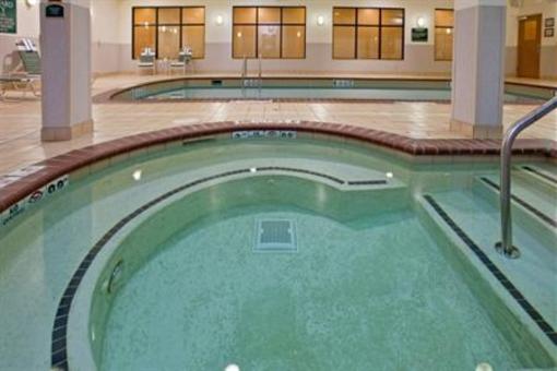 фото отеля Holiday Inn Express Valparaiso