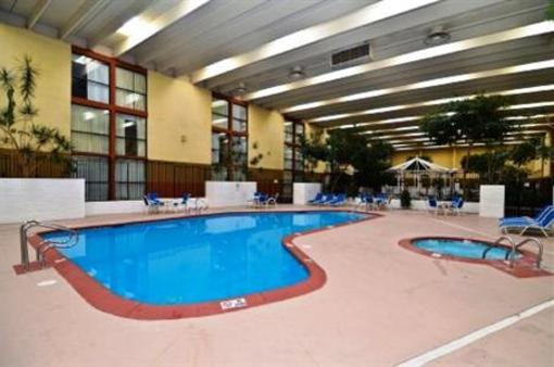 фото отеля Red Lion Hotel Farmington