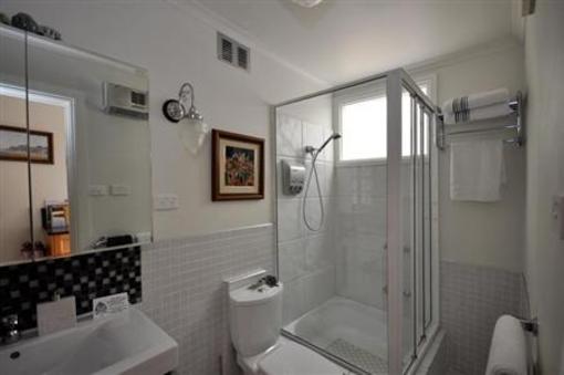 фото отеля Atrium Apartment Bed & Breakfast Launceston