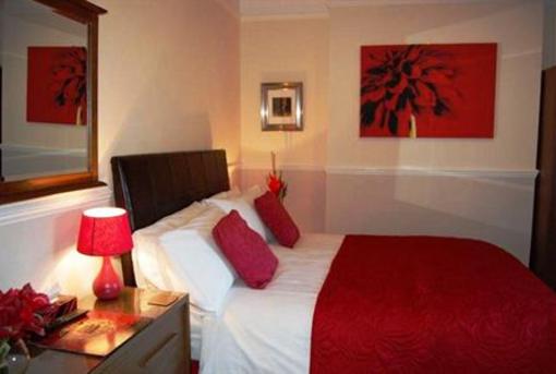 фото отеля Loriston Guest House Eastbourne