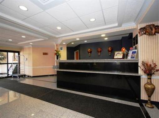 фото отеля Best Western Plus New England Inn & Suites