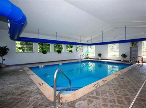 фото отеля Best Western Plus New England Inn & Suites