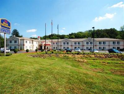 фото отеля Best Western Plus New England Inn & Suites