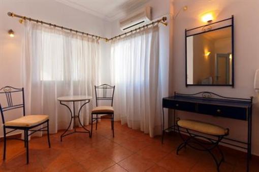 фото отеля Kastro Suites