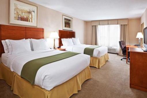 фото отеля Holiday Inn Express Hotel & Suites Howell