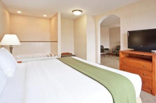 фото отеля Holiday Inn Express Hotel & Suites Howell