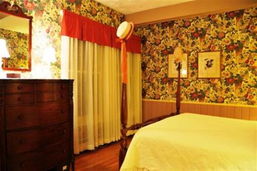 фото отеля Hawthorn Inn