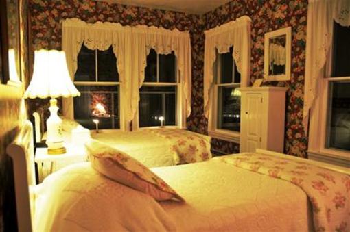 фото отеля Hawthorn Inn