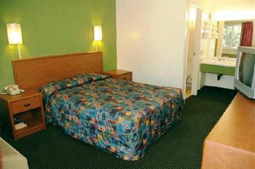 фото отеля Knights Inn San Ysidro