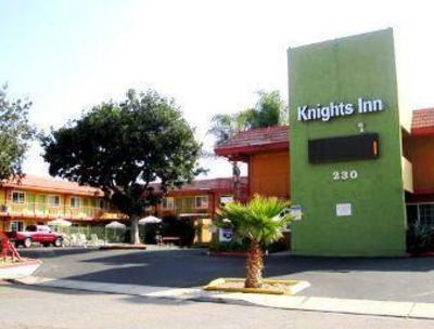 фото отеля Knights Inn San Ysidro