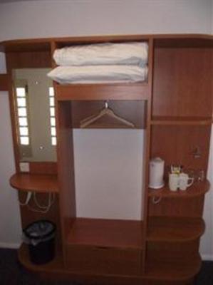 фото отеля Premier Inn Inverness Centre (Milburn Rd)